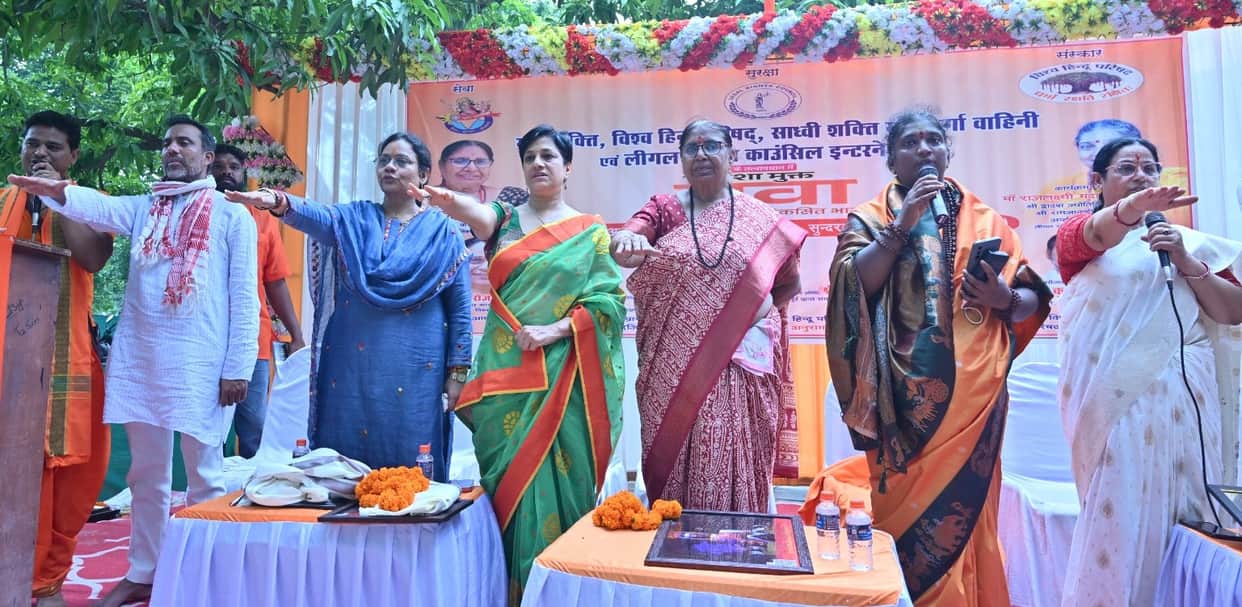 Took a pledge to give up intoxicants near the twelve Jyotirlingas