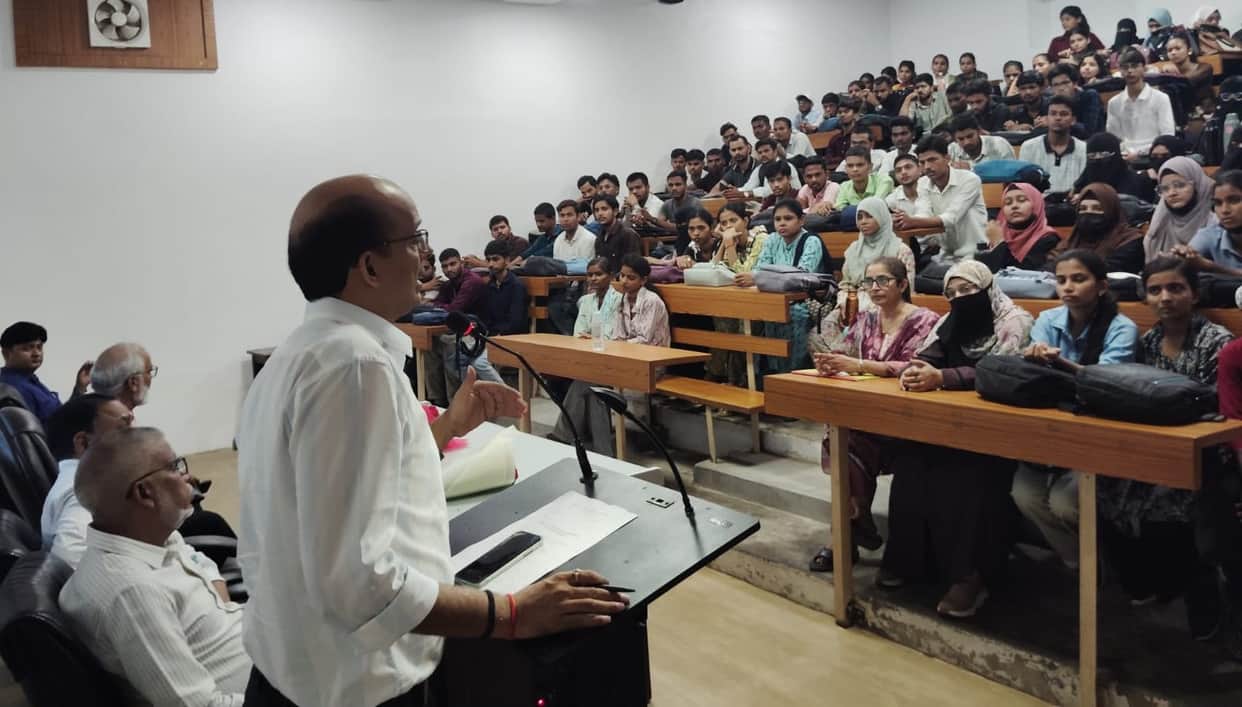 IGNOU's guidance and counseling session concludes.