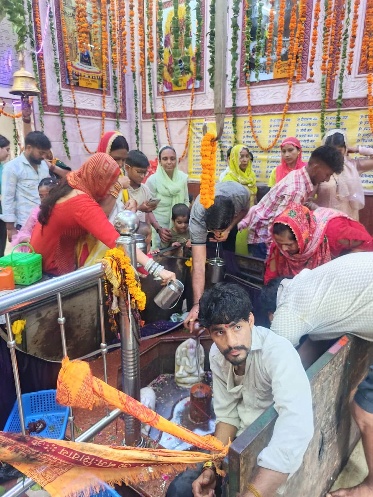 Jalabhishek was performed in the ancient Shiva temple of Julana.