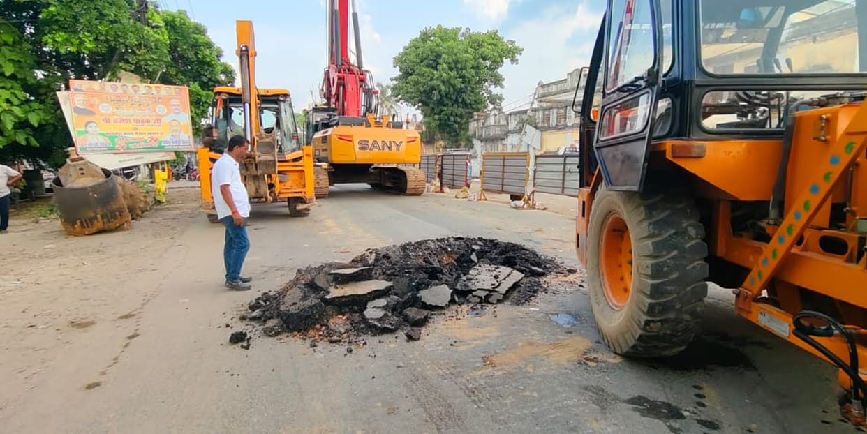 Construction of the overbridge began with the excavation for the pillars