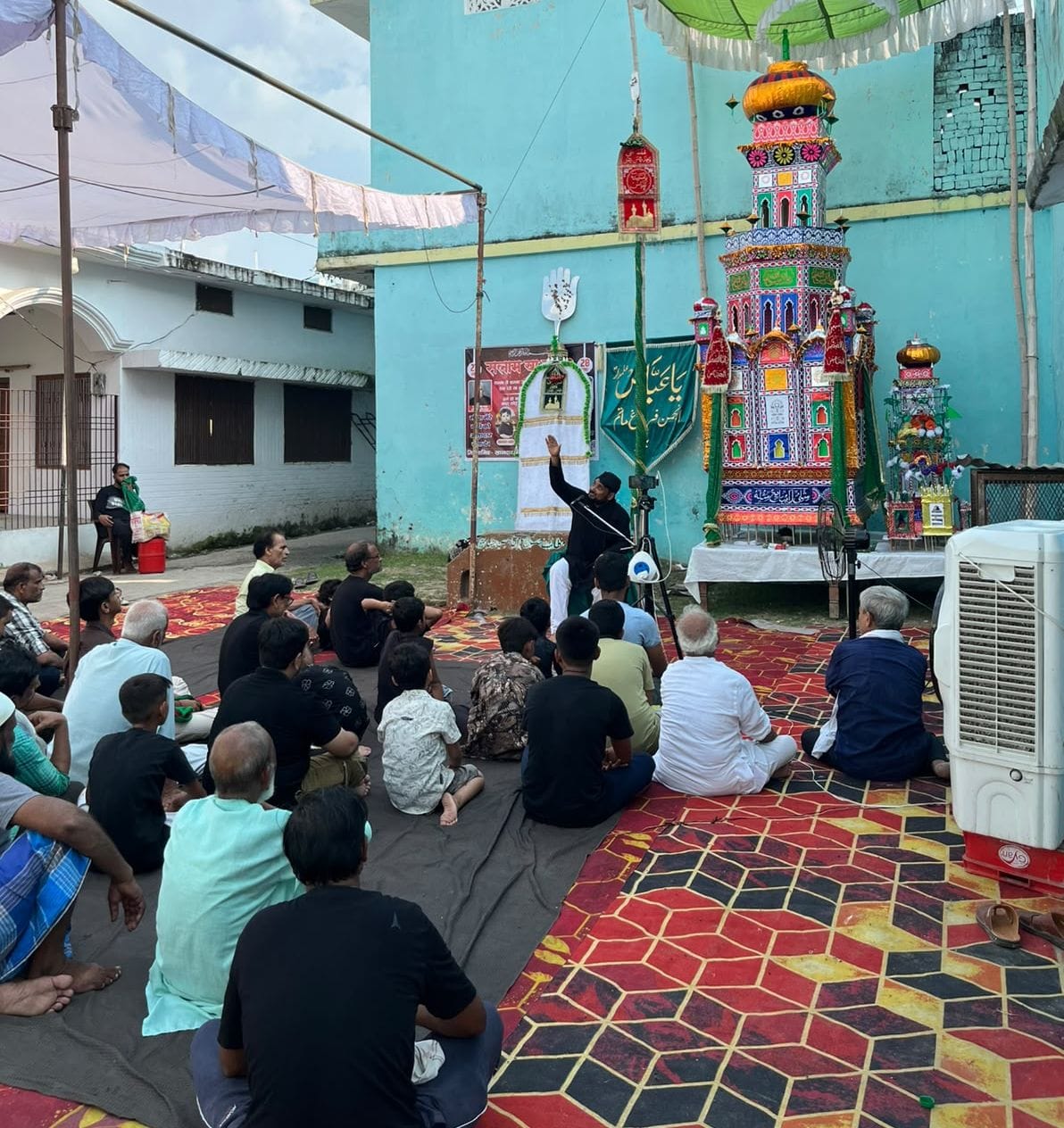 हल्लौर में इमाम हसन अलैहिस्सलाम के शहादत दिवस पर आयोजित मजालिस को संबोधित करते हुए जाकिर शजर अ