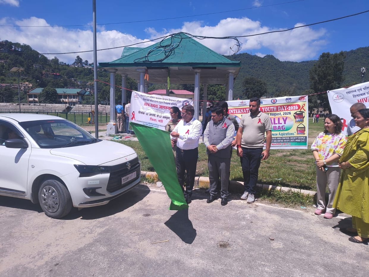 Message of AIDS awareness resonates through taxi rally