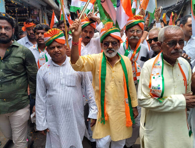Slogans of 'Vande Mataram' and 'Bharat Mata Ki Jai' echoed during the Tiranga Yatra.