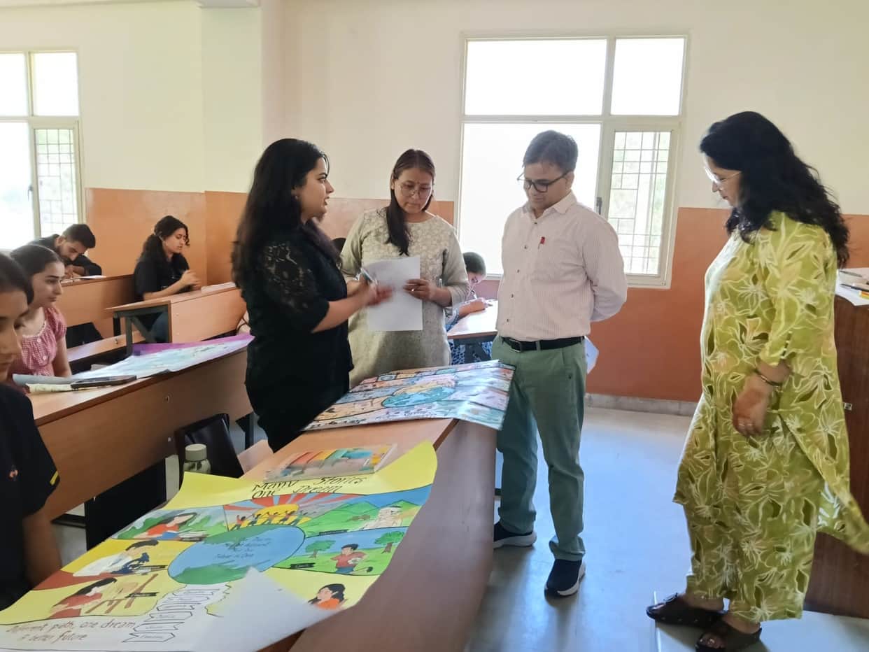 Lokesh tops in slogan writing; Mahak excels in poster making