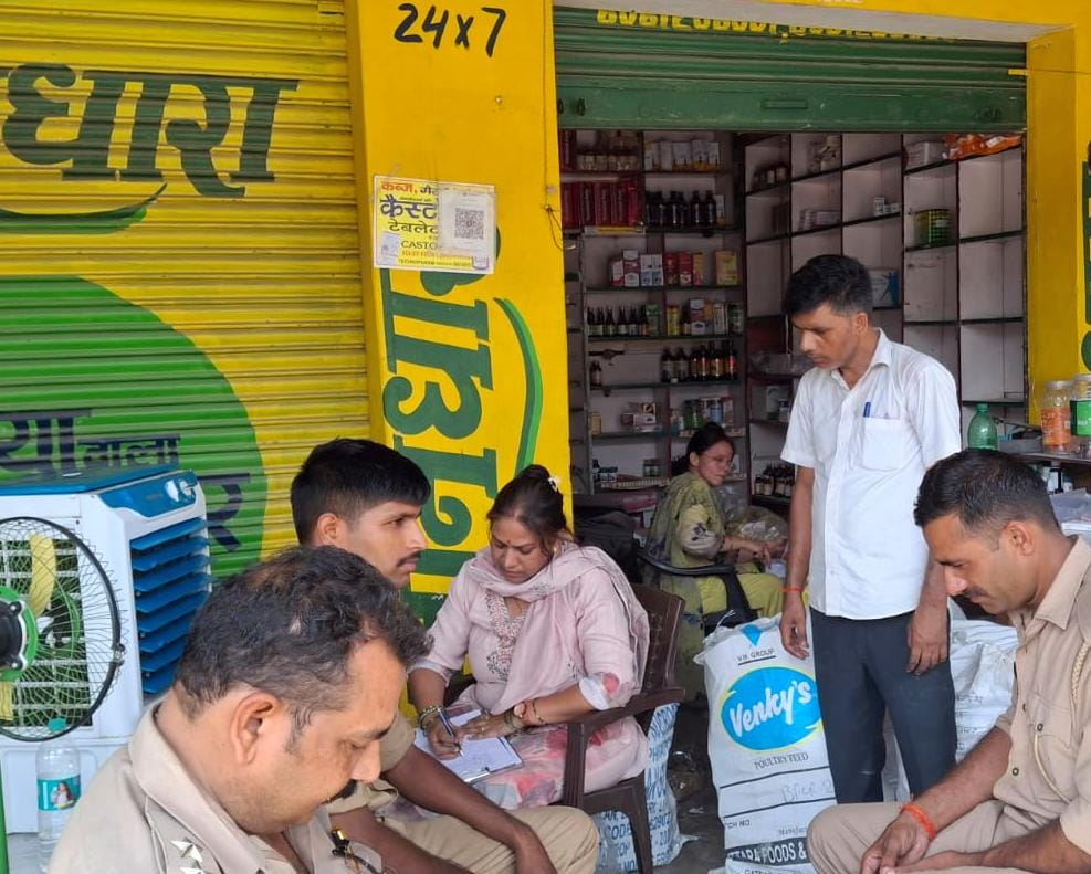 Medical store found running on Kheri's license in Sitapur, sealed