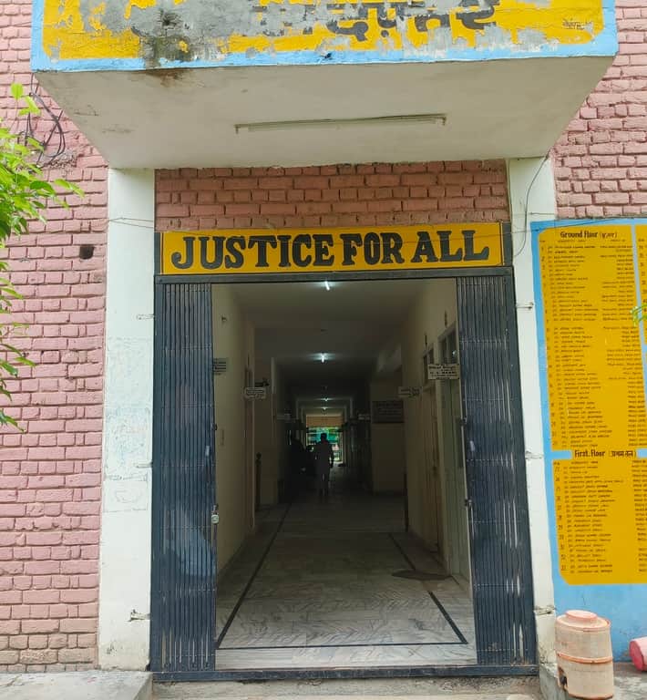 Shortage of chambers for lawyers at Ratiya Bar