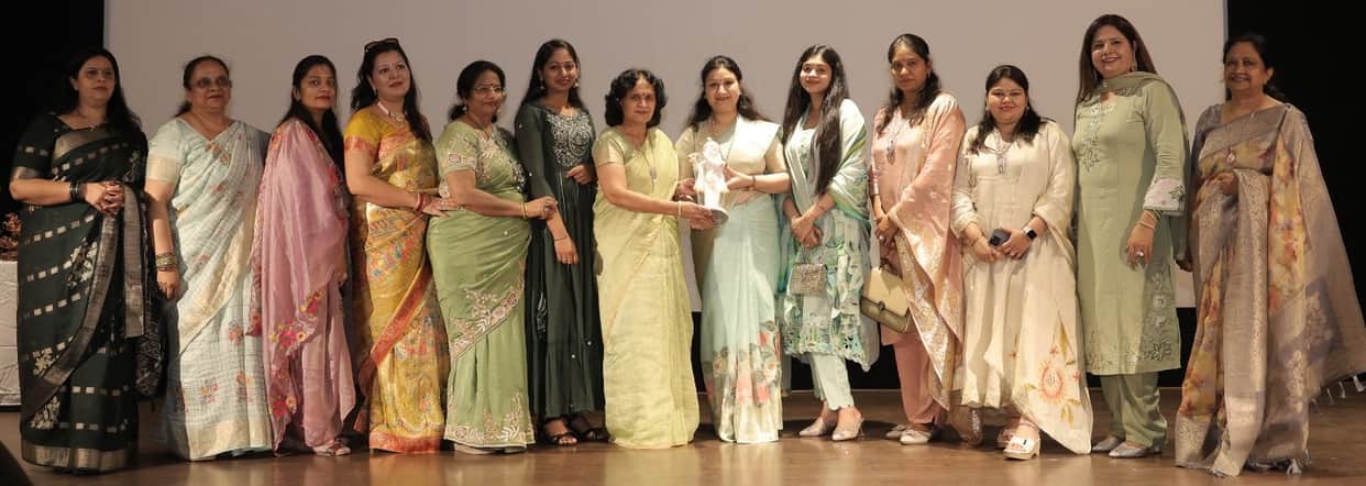 Hariyali Teej festival celebrated at Vaish Mahila Mahavidyalaya.