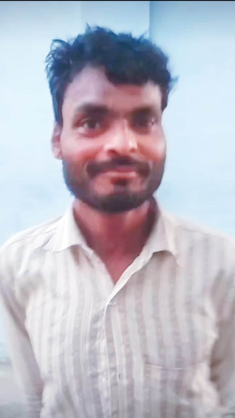 Youth drowns in deep water while bathing in a canal.
