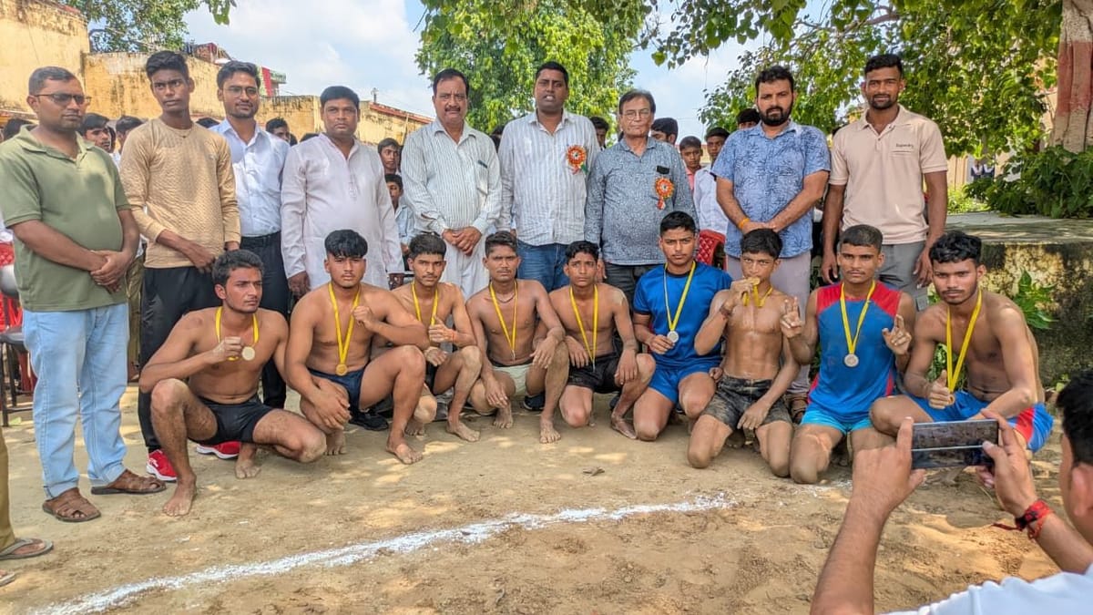 Budaun News: मुनेंद्र, विपिन, अरुण व अनीश का मंडलीय टीम में चयन