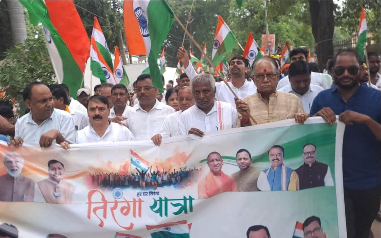 Tiranga in hand, patriotic songs on the lips.