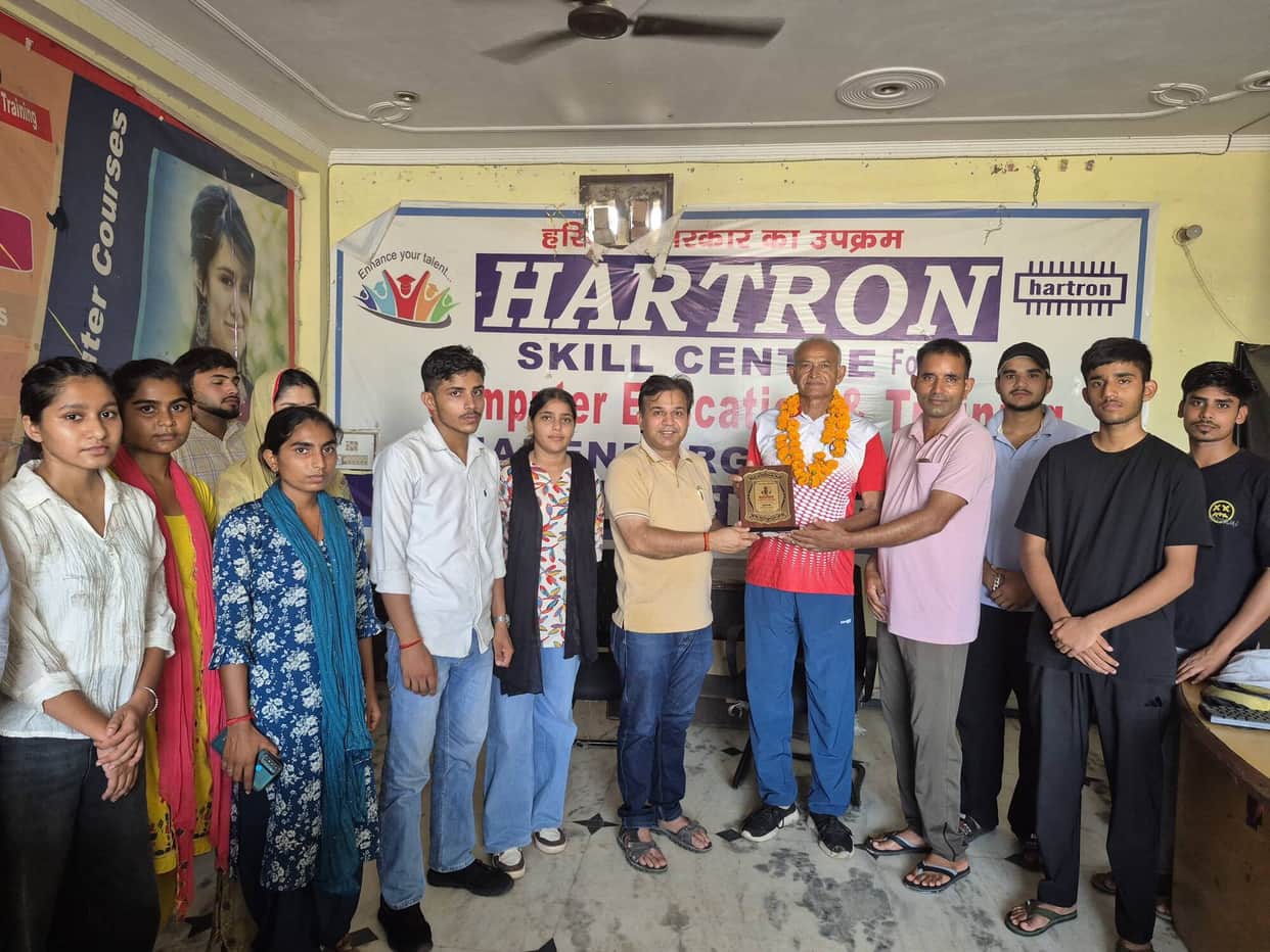 Ramkishan Sharma Honored with the 'Medal Samrat' Award
