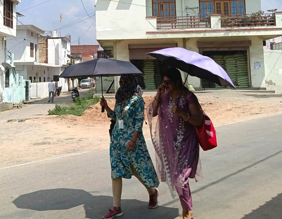 Temperature jumps by two degrees; wait for rain lengthens.