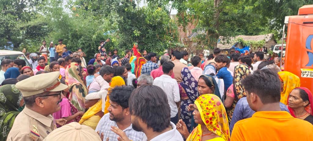 Saryu swells again; flood threat looms over several villages