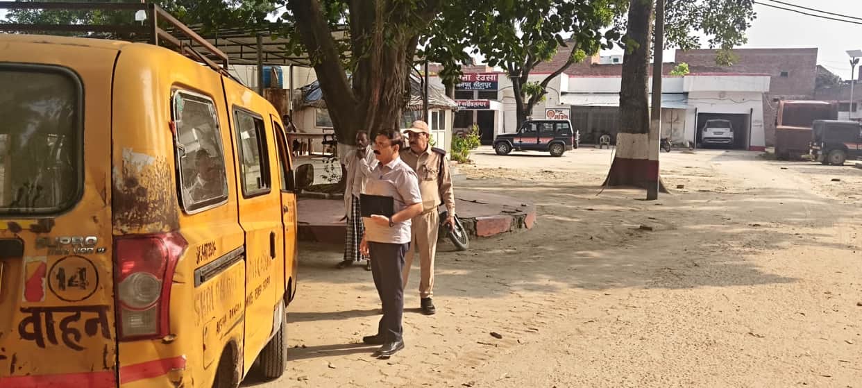 More than 15 children are being made to sit in a nine-seater vehicle