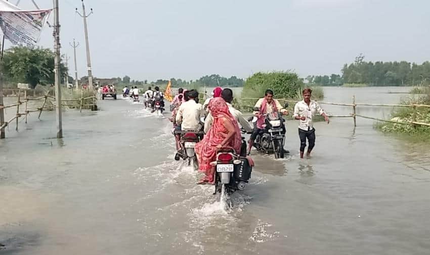 Despite the Ganga river's water level subsiding, the flood situation remains the same.