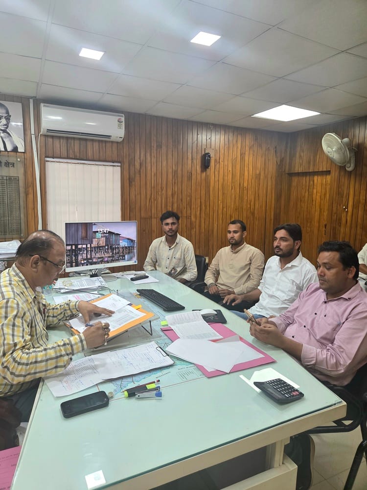 Demand for repair of Meerut-Garh Road