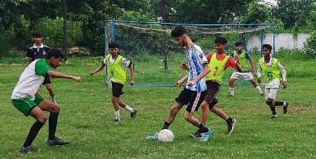 In the Under-19 category, Islamia Inter College defeated Sardar Patel College 3-2.