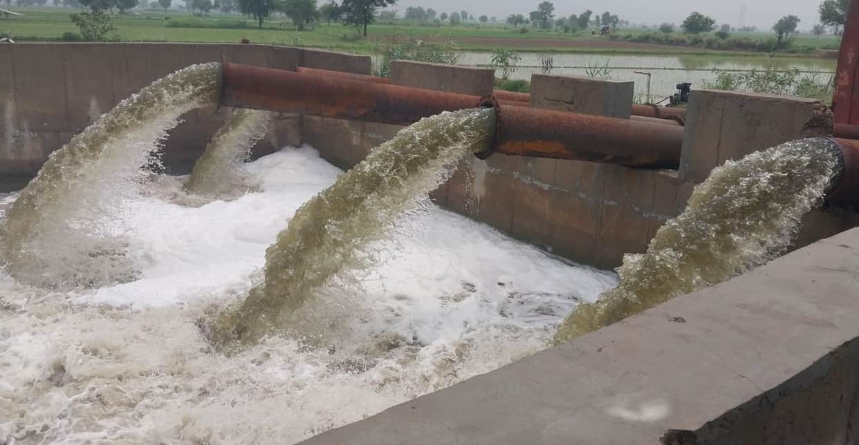 Water pressure reduced from 100 cusecs in the Ningana Feeder from the Bhiwani-Ghaggar Drain.