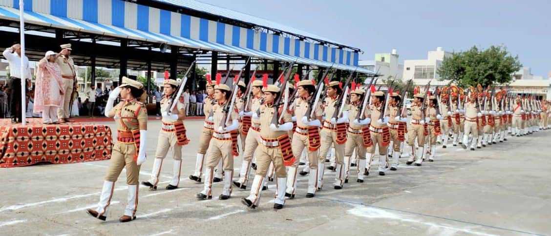 Patriotic fervor displayed in the full dress rehearsal of Independence Day celebrations