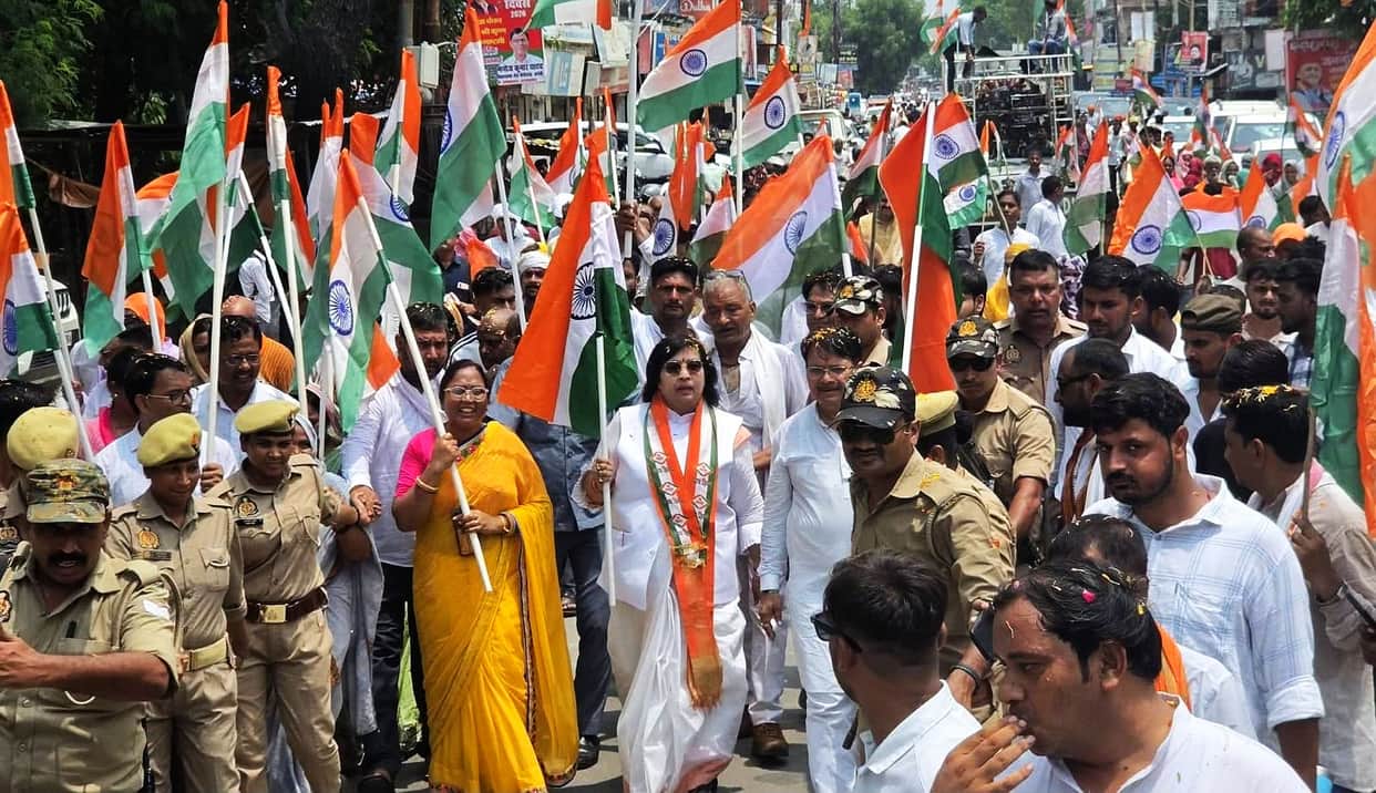 Slogans of patriotism echoed during the Tiranga Yatra.