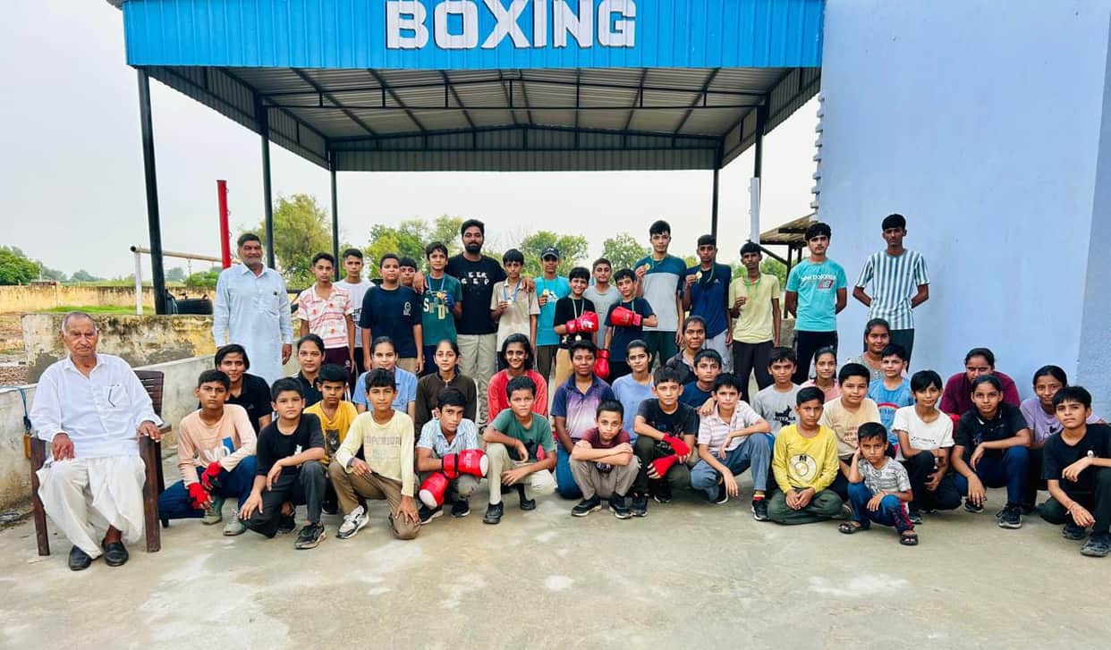 Kapdo players won seven medals in district-level boxing.