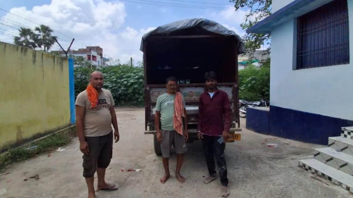 Husband's body found hanging from a tree in Gopalganj 24 hours after wife's suspicious death; incident sparks