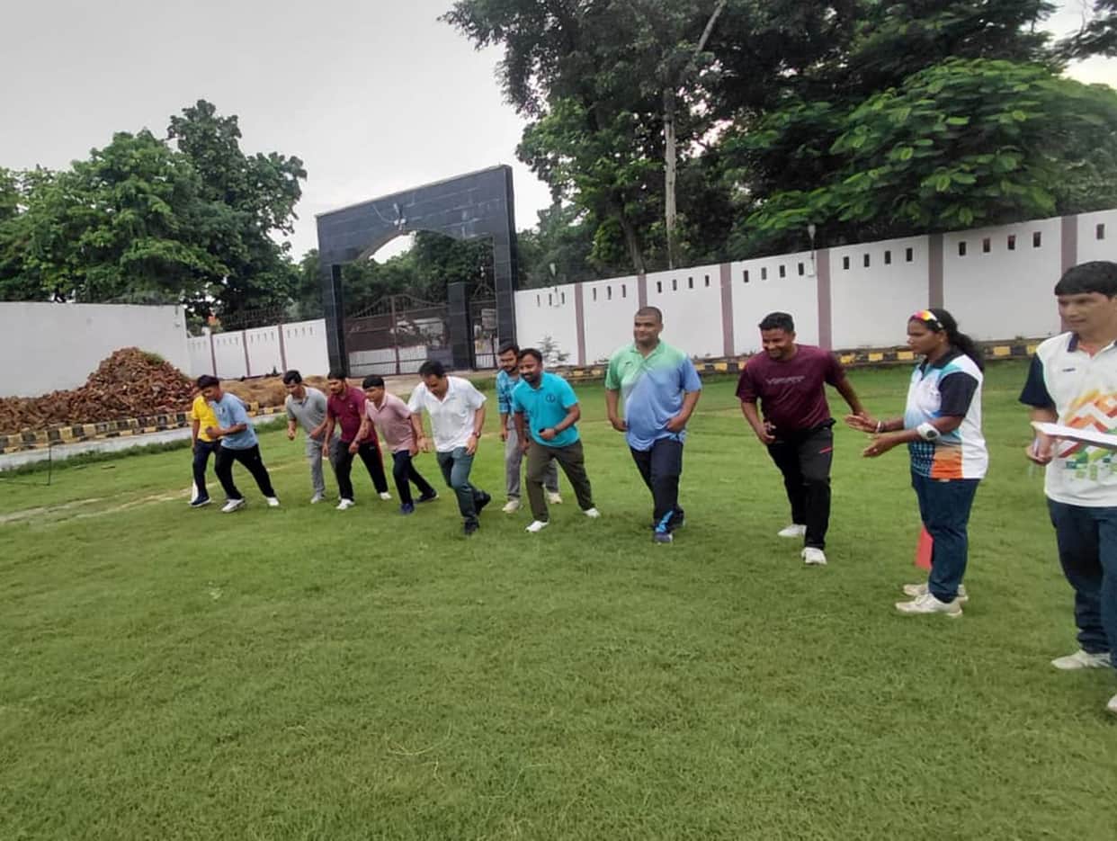 16 players participated in the trial