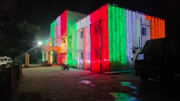 Today will celebrate independence with the tricolor