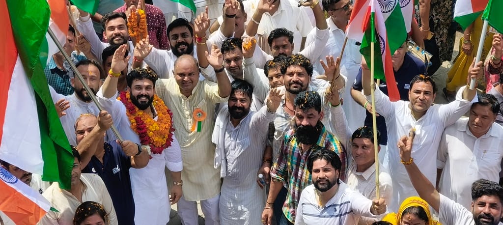 Kurukshetra News: शहीदों के सम्मान में तिरंगे के रंग में रंगा शाहाबाद, उमड़ा देशभक्ति का सैलाब