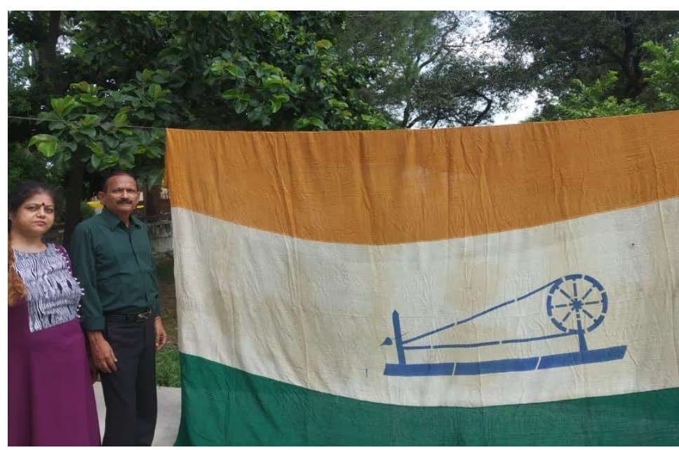 The Tricolour hoisted by Nehru at Victoria Park is now a priceless heirloom of the Nagar family.