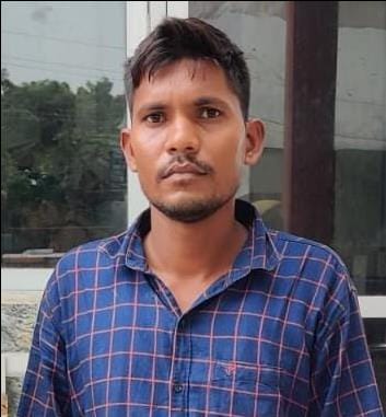 Azamgarh News: परीक्षा में नकल कराने वाले गिरोह का एक और आरोपी गिरफ्तार