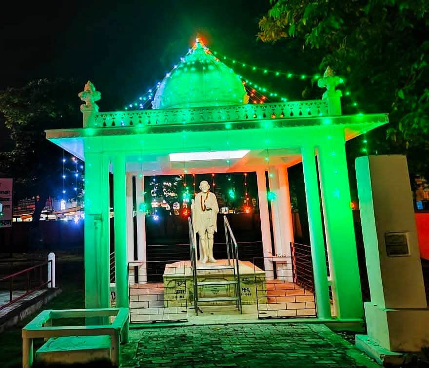 Tricolour on government and private buildings