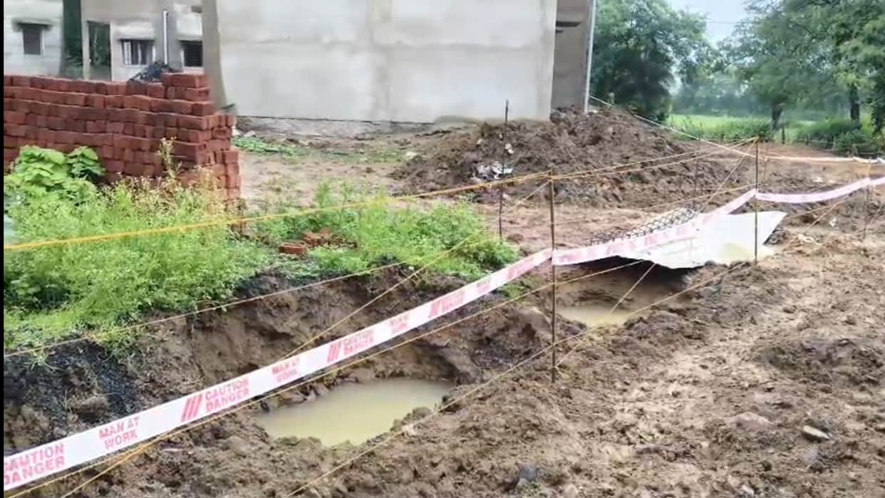 Tragic Accident in Naryavali, Sagar: Two Minor Brothers Drown in Water-Filled Hospital Construction Pit