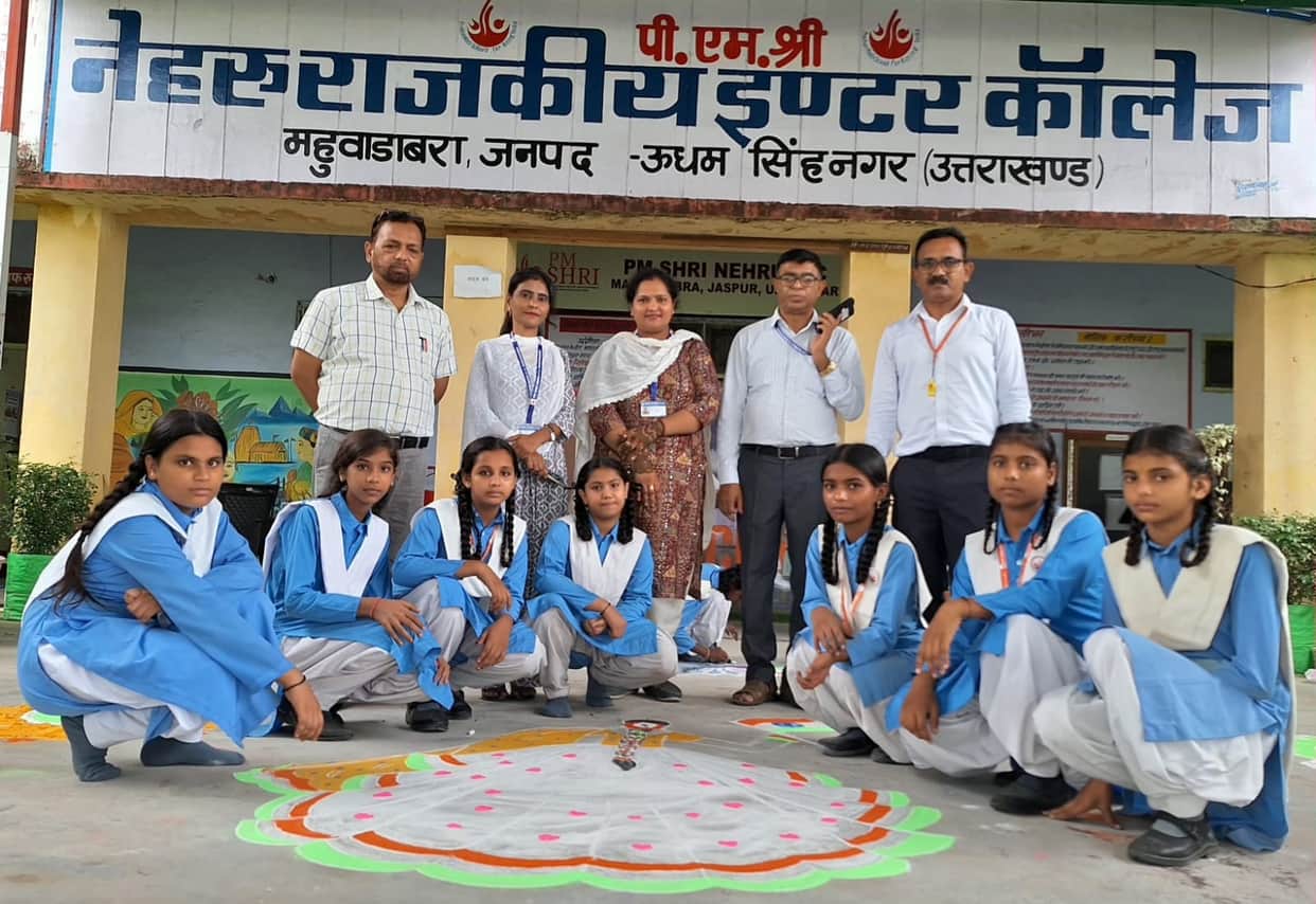 Students took out a Tiranga Yatra; patriotic slogans rent the air.