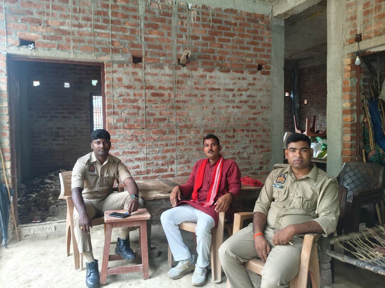 Nishad Party District President Asaram placed under house arrest.