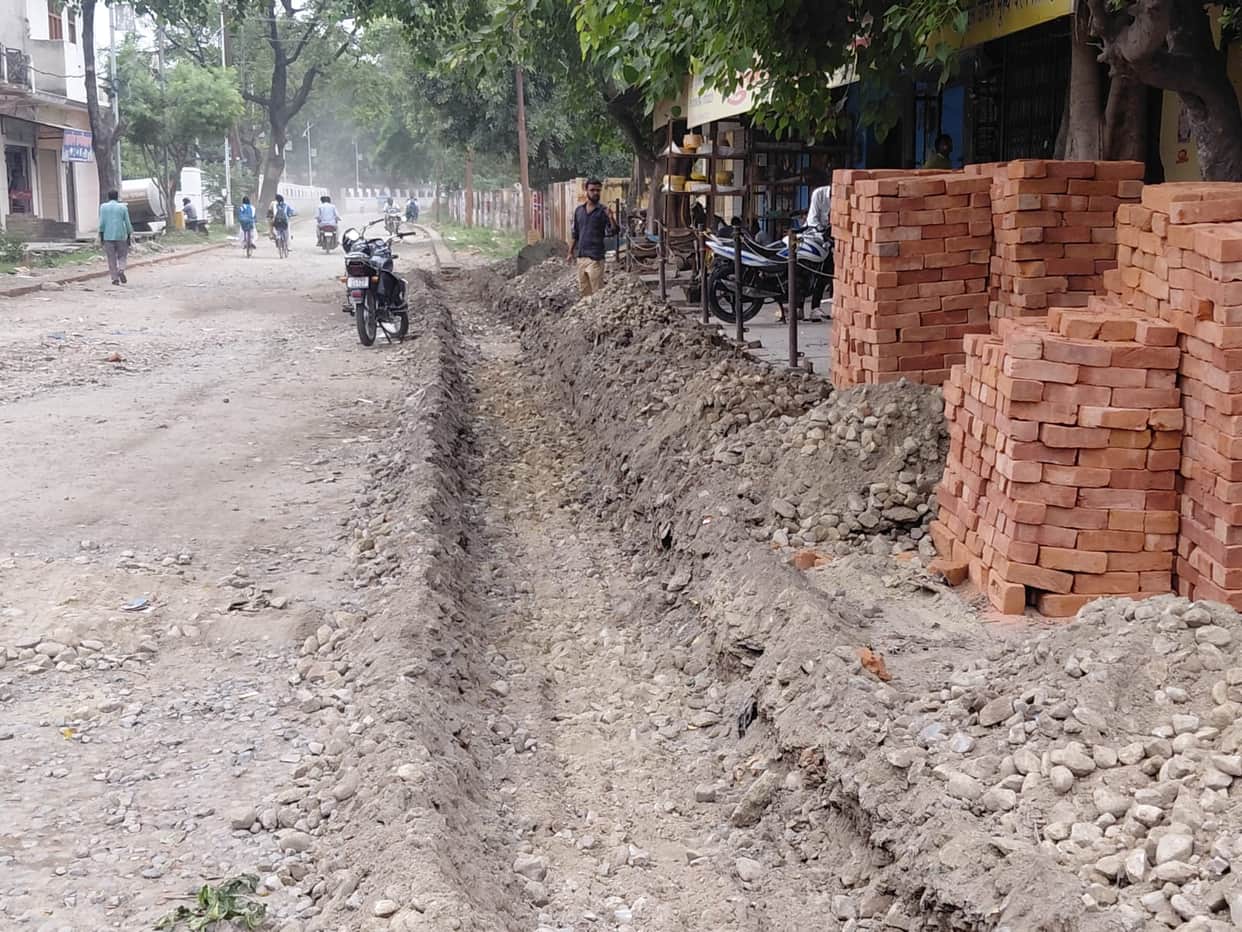Ramlila Marg construction work resumes.