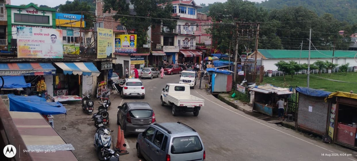 25 lakh parking facility turns into a showpiece; traffic congestion rises on Sujanpur's roads.