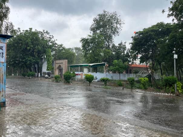 Rain made the weather pleasant, but humidity caused discomfort later.