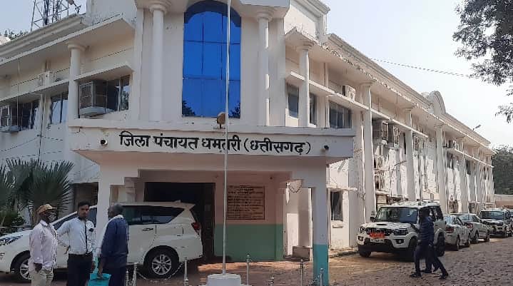 Primary charges of 61 Gram Panchayat secretaries in the district have been reshuffled