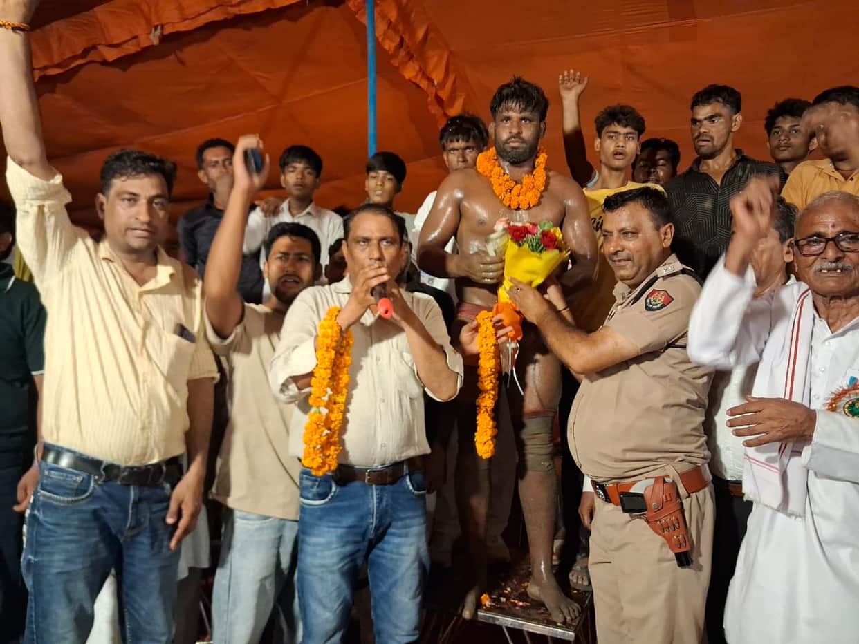 Bobby wins the 71,000 wrestling bout at the Sirmathla Dangal.