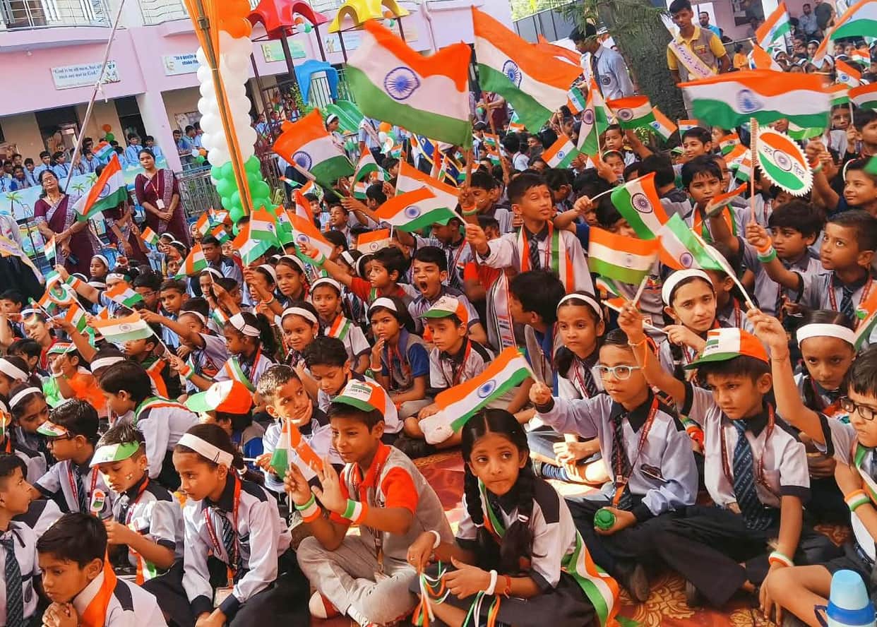 Sitapur bathed in the colours of the Tricolour; patriotic slogans resound.