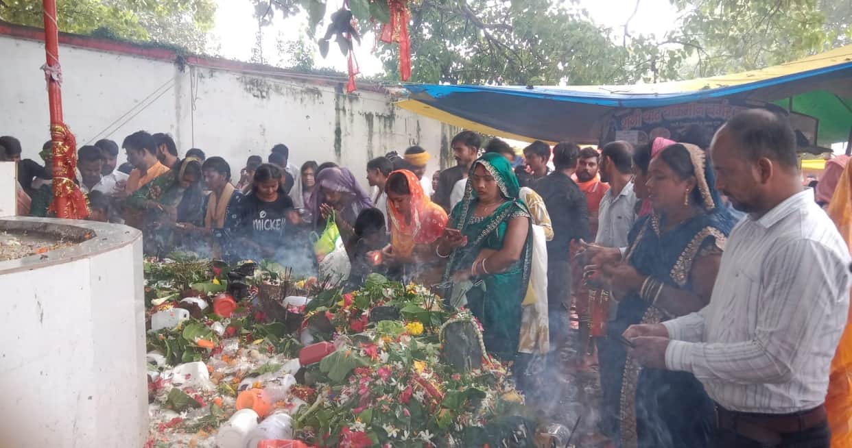 The district was immersed in Shiva on Nag Panchami