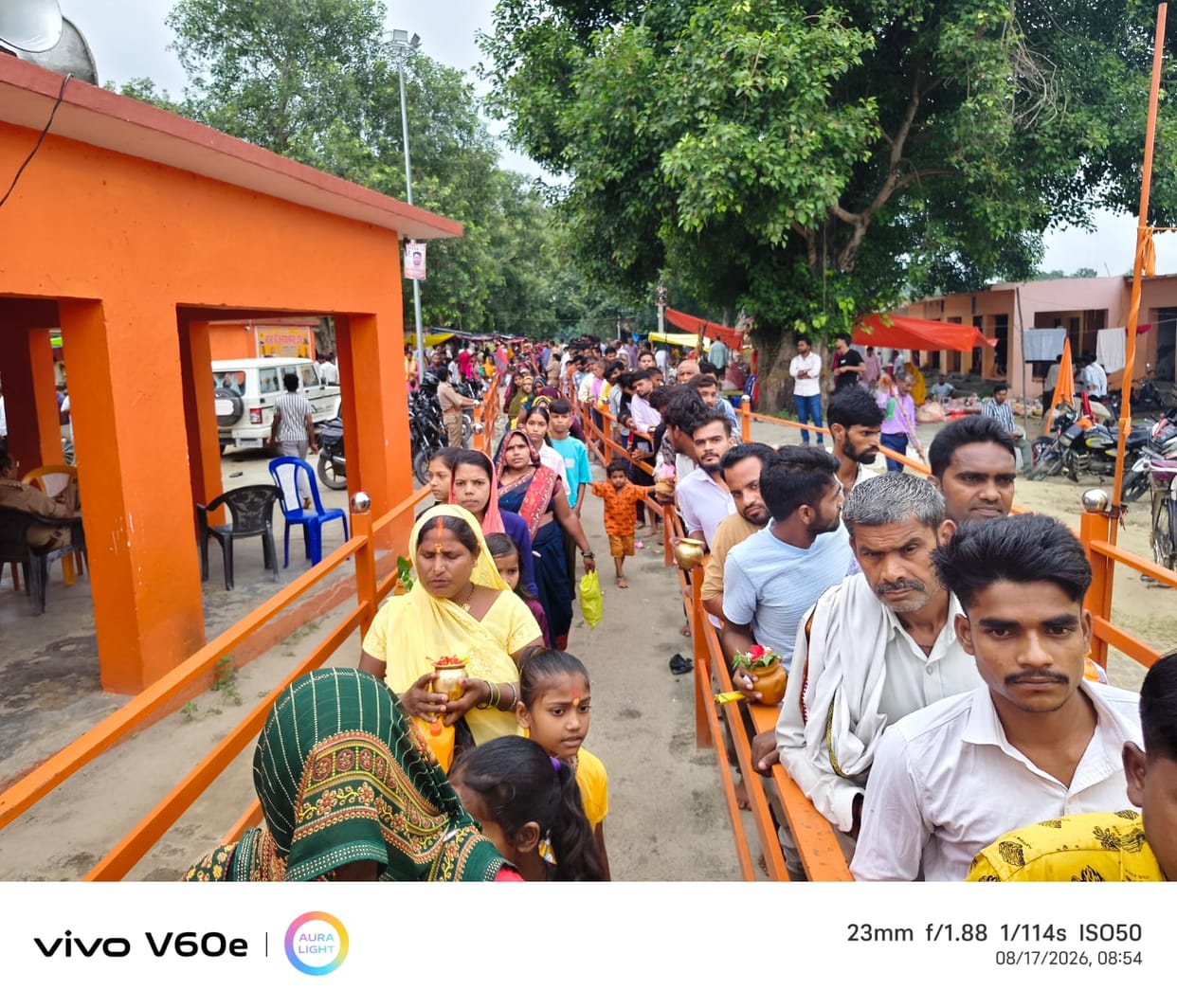 A surge of faith at temples for Jalabhishek.