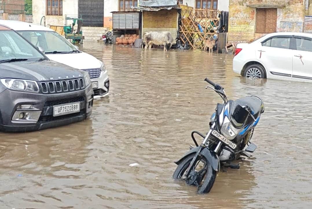 15 hours of rain; roads submerged, water entered homes.
