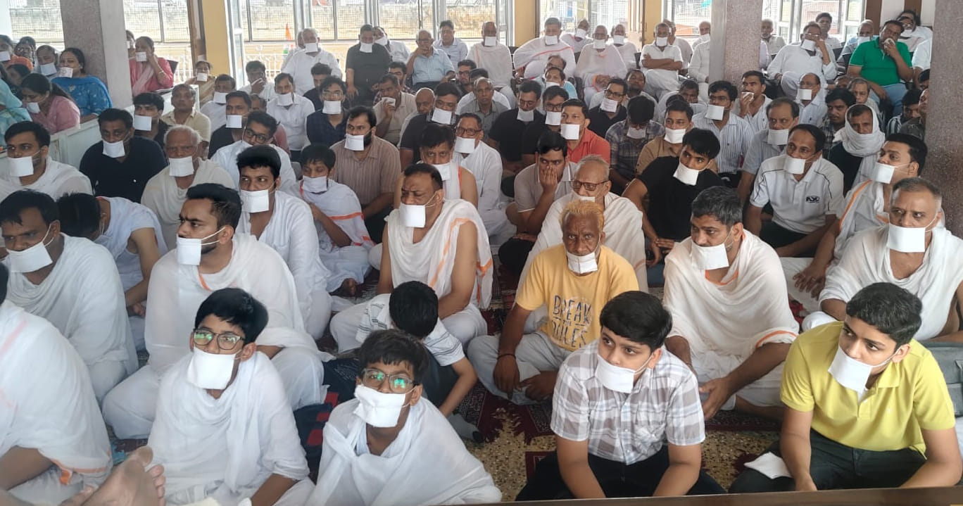 फोटो : सोनीपत के श्री श्वेतांबर जैन स्थानक गन्नौर मंडी में परिवार मिलन दिवस पर जैन स्थानक में उ