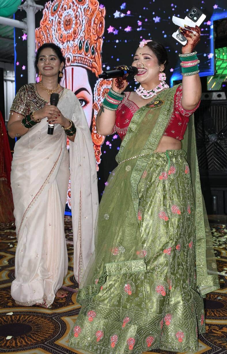 Poorvi won a scooter.