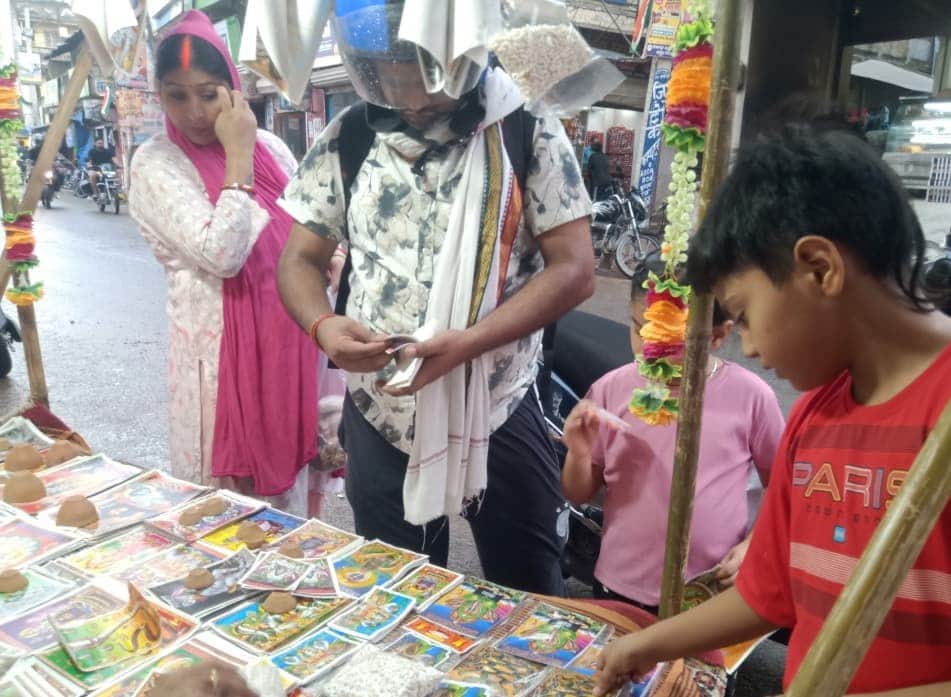 Markets are abuzz with worship materials in view of Nag Panchami.
