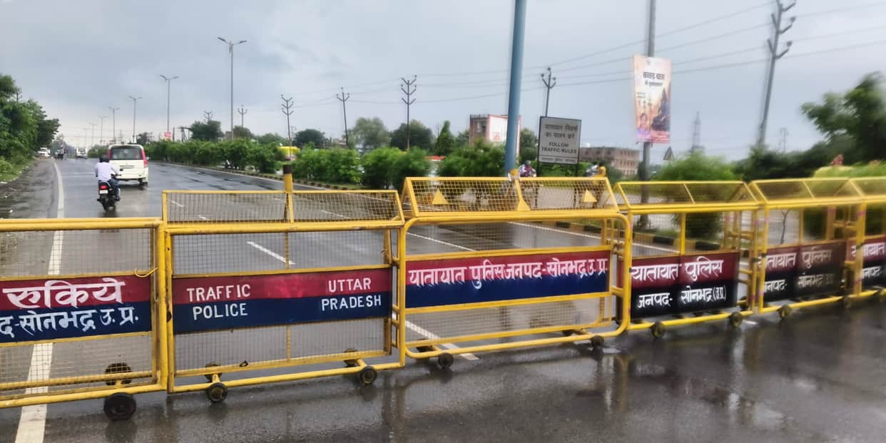Diversion arrangement implemented for heavy vehicles.
