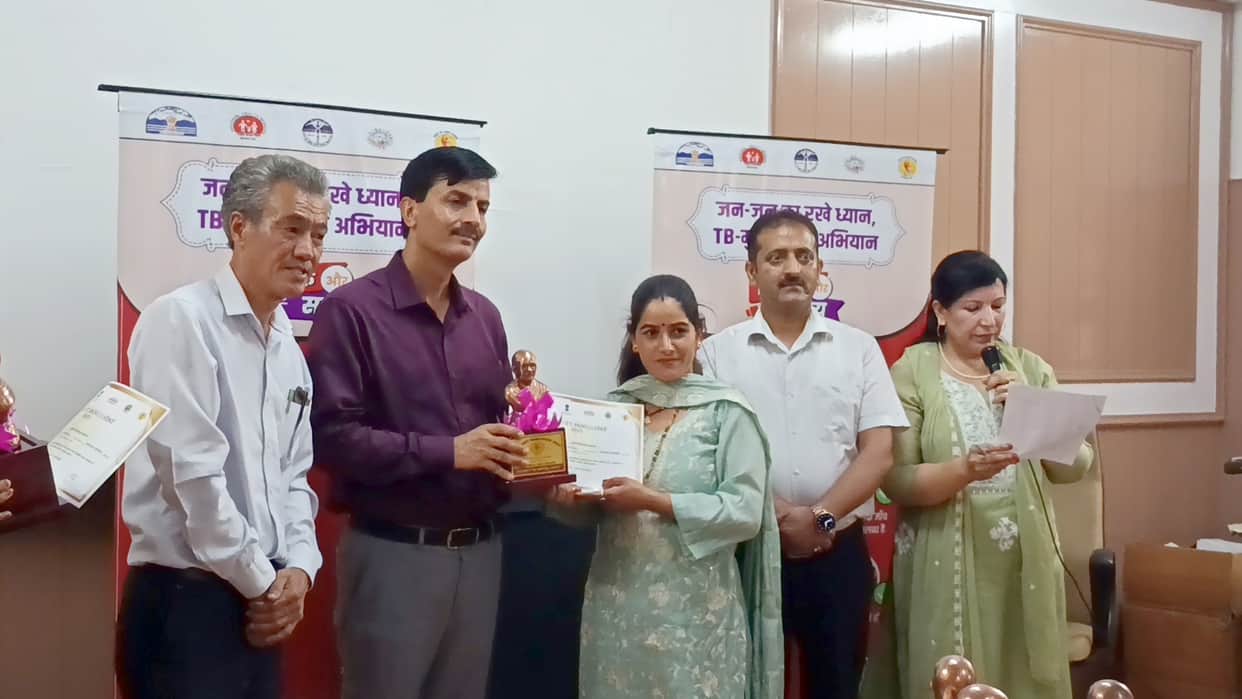 Two Panchayats got Gold for their excellent work in TB eradication