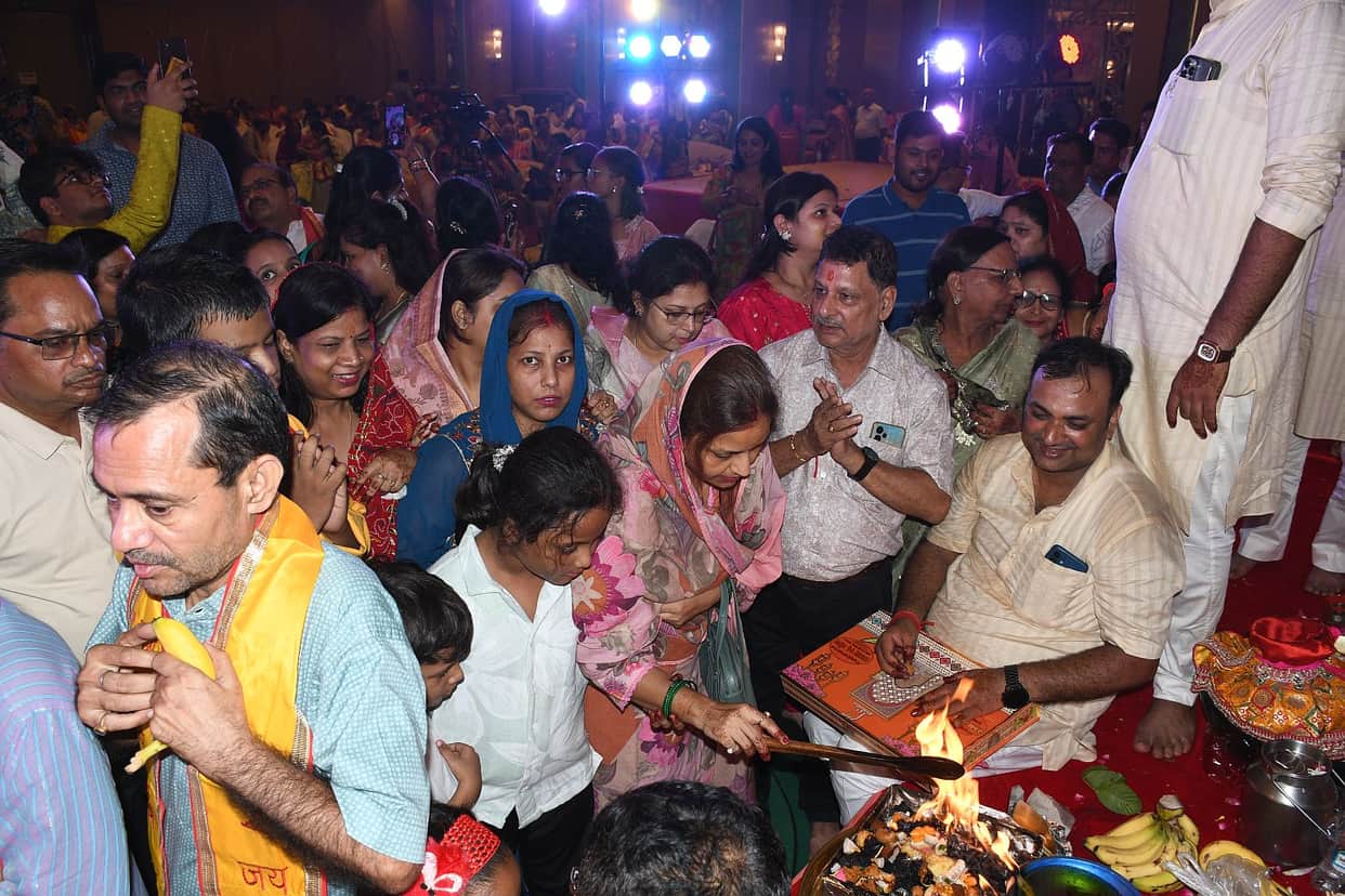 The audience was deeply moved upon hearing the enchanting devotional song.